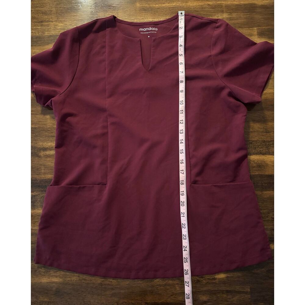 Mandala Women’s Medium Scrub Top Notch Neck Medical Nursing Pockets Wine - Picture 7 of 7